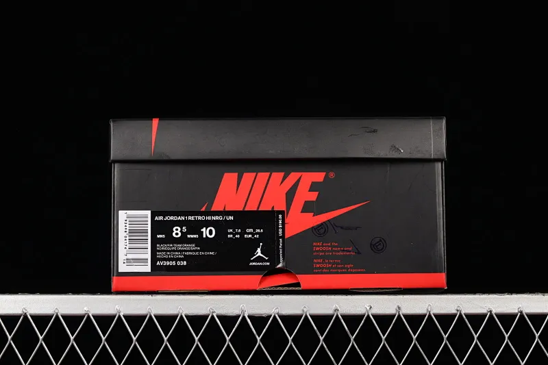 All categories Air Jordan Jordan series basketball shoes Air Jordan 1 High Air Jordan 1 Retro Hi NRG/UN AJ1 Joe 1 Miami patent leather green AV3905-038